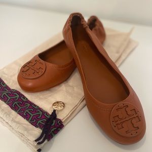 Tory Burch Minnie in Bourbon Miele leather. Size 7M.